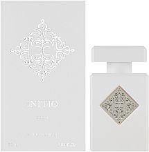 Initio Parfums Prives Rehab extrait, Франція
