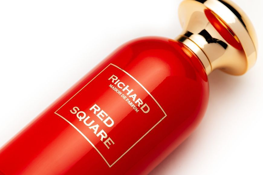 Richard Red Square edp, Франция